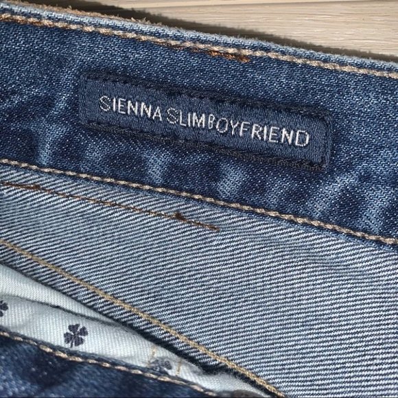 Lucky Brand Jeans Sienna Slim Boyfriend Size  6 US Medium Wash Denim Distressed‎ - Picture 7 of 8